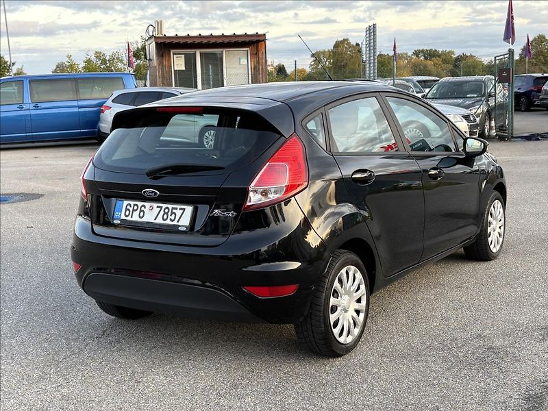 Ford Fiesta 1,2 i 60kW CZ,5Dv,Klima,Výhřev - fotka 2 z 24