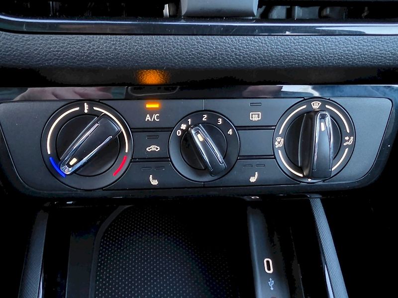 Škoda Kamiq (2025) 1,0TSI 85KW SELECTION - fotka 14 z 29