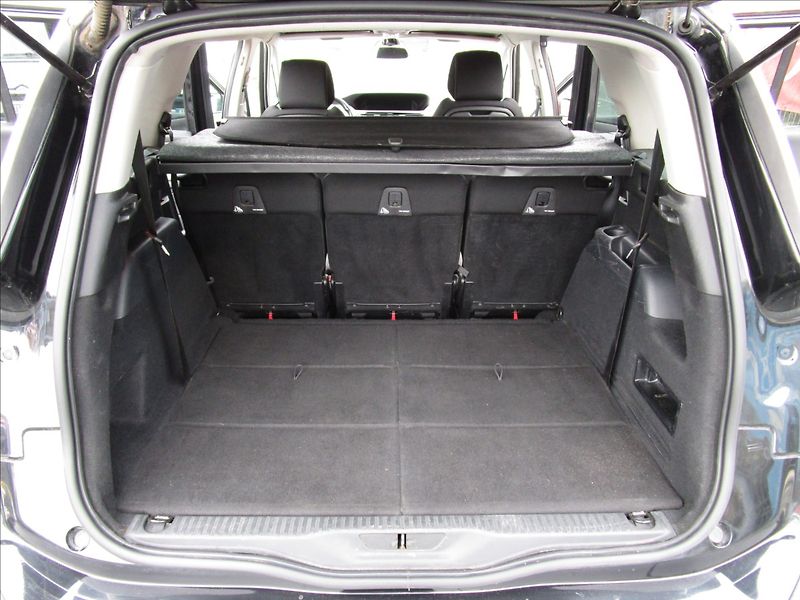 Citroën Grand C4 Picasso 2.0HDi aut. Klima, 7 míst - fotka 43 z 50