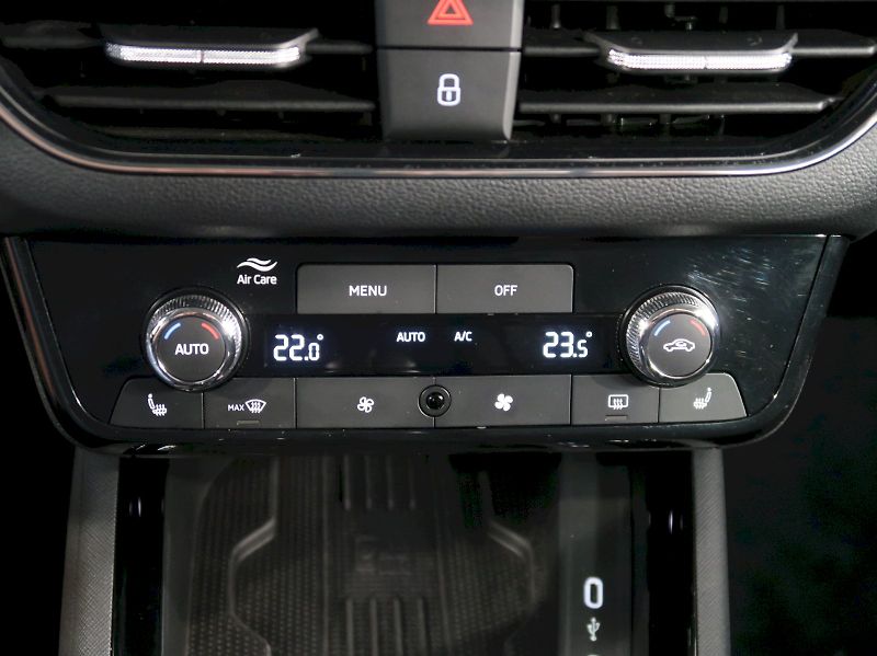 Škoda Kamiq (2025) TOP SELECTION 1.0TSI 85KW - fotka 32 z 41