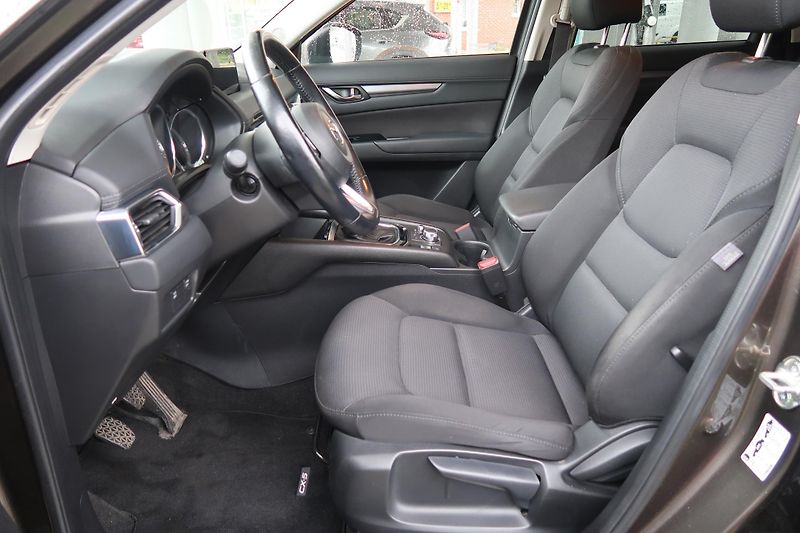 Mazda CX-5 (2018) 2,0 G165 Challenge,tažné,serv. - fotka 14 z 29