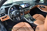 BMW Řada 3 320d xDrive M-SPORT ČR 1.M - náhled 9