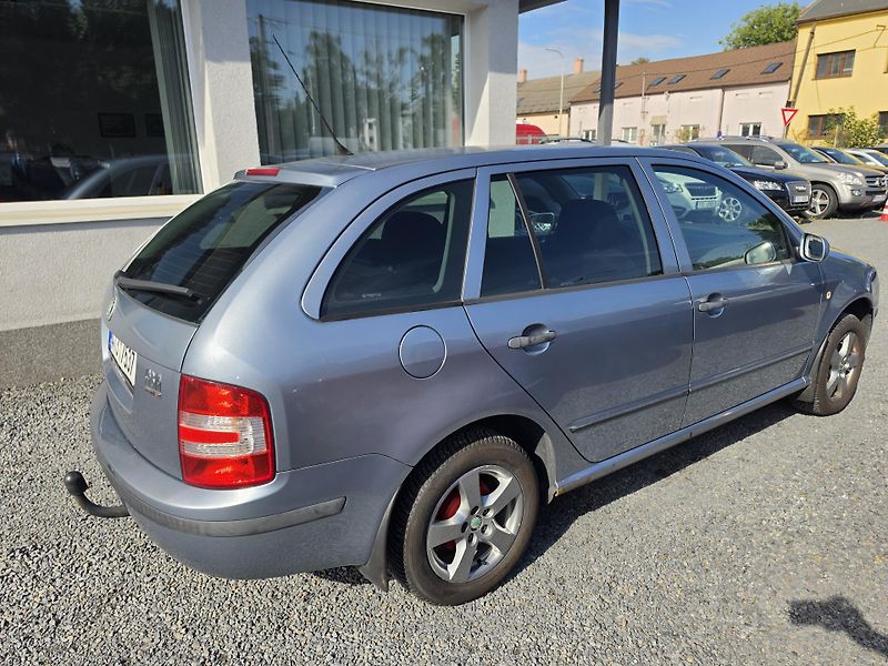 Škoda Fabia 1.2 12V HTP 47kw TZ - fotka 4 z 37
