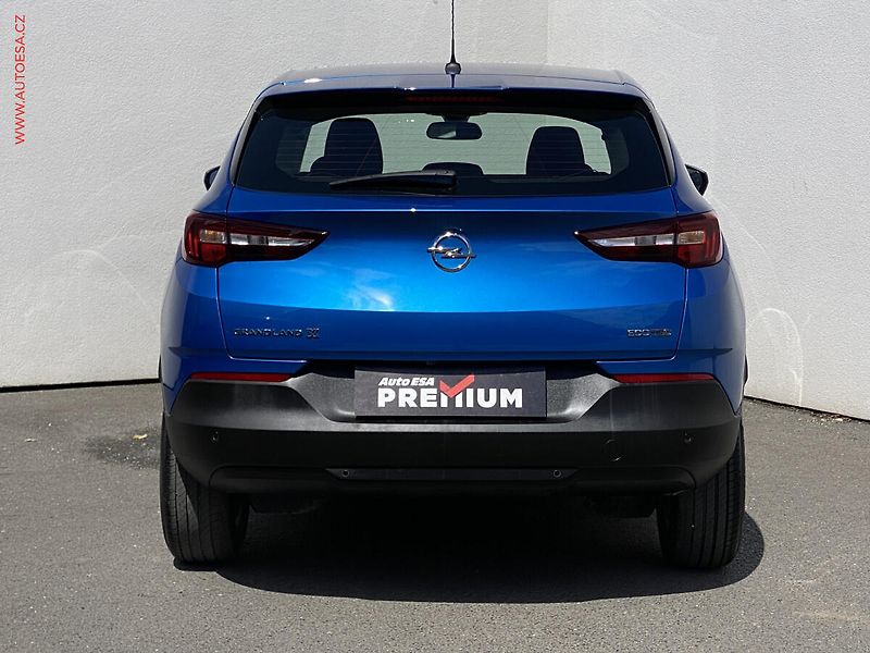 Opel Grandland X (2021) 1.2 T, 1.maj,ČR, Edition - fotka 5 z 19