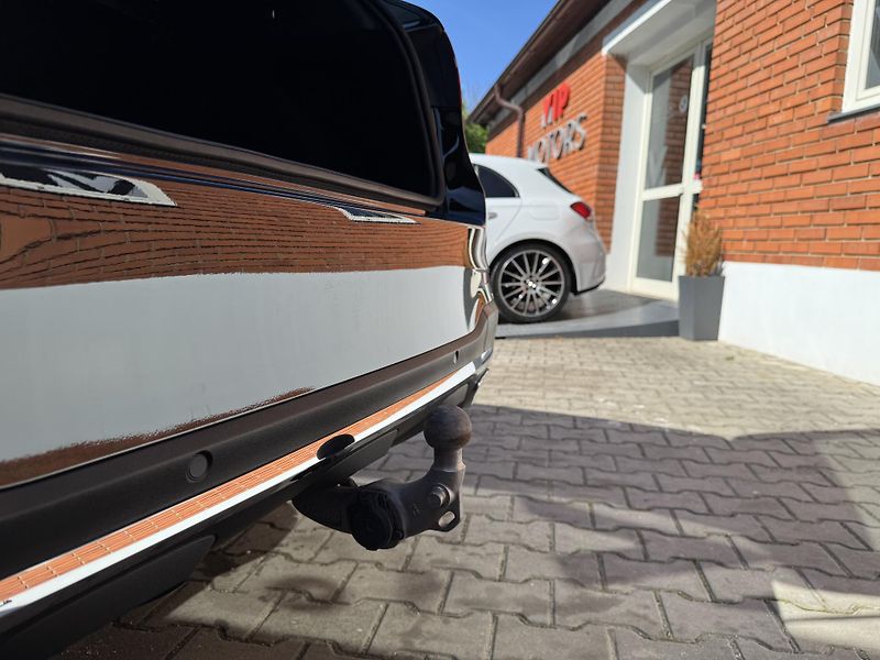 Mercedes-Benz GLC 250d-AMG-4 MATIC-R19-TAŽNÉ - fotka 30 z 31