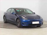Tesla Model 3 se prosazuje ve větších krajích.