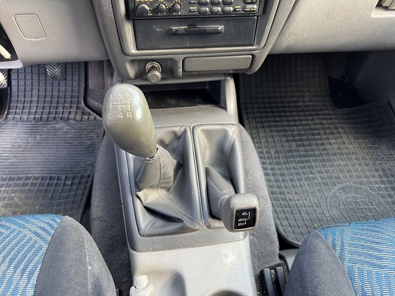 Mitsubishi Pajero Sport (2002) 2.5 TD, nájezd 81tisíc KM!!! - fotka 19 z 29