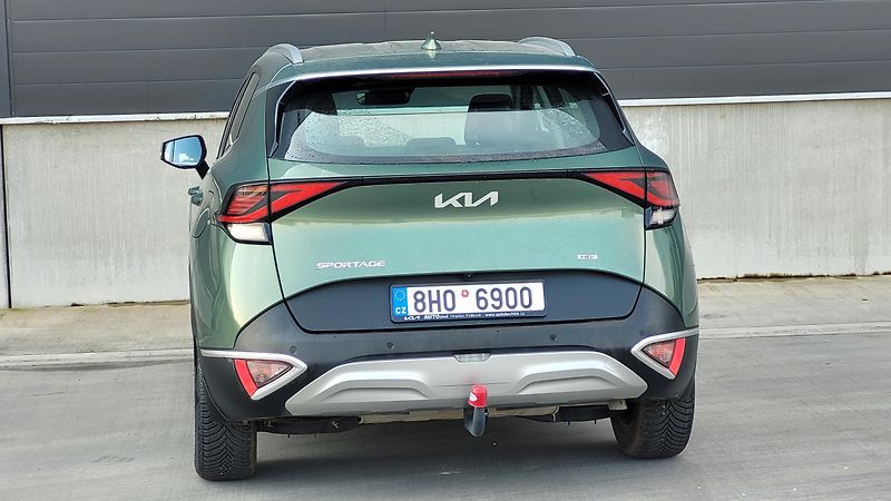 Kia Sportage 1,6i HEV - fotka 11 z 24