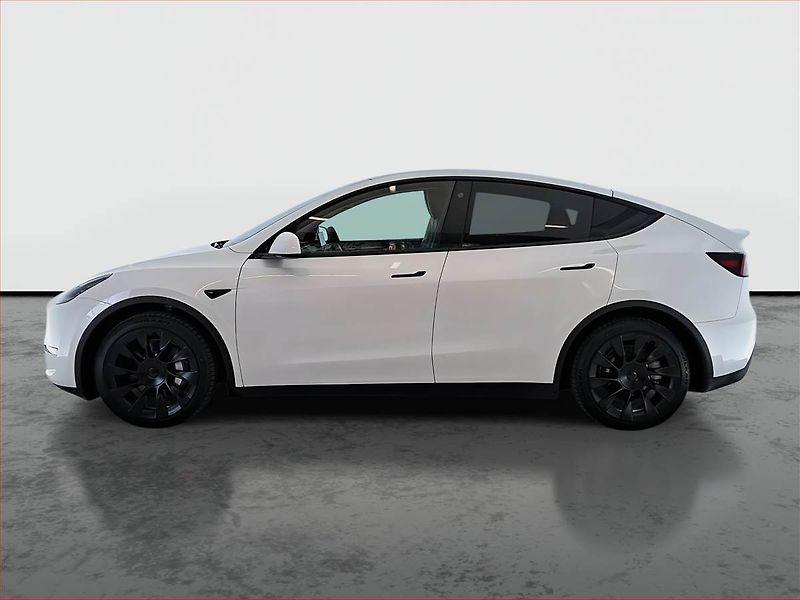 Tesla Model Y (2023) Long Range AWD 79kWh, SoH 90% - fotka 3 z 21