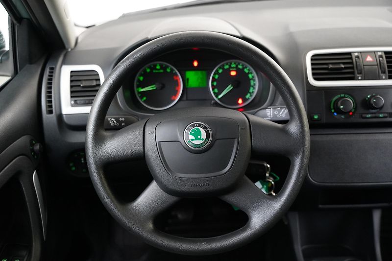 Škoda Fabia - fotka 14 z 19