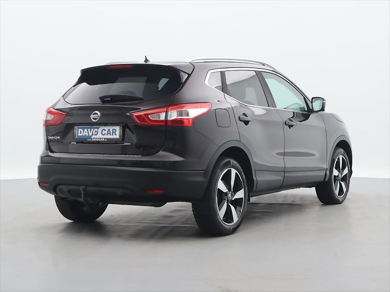 Nissan Qashqai 1,2 DIG-T Navi Panorama 1.Maj. - fotka 7 z 28