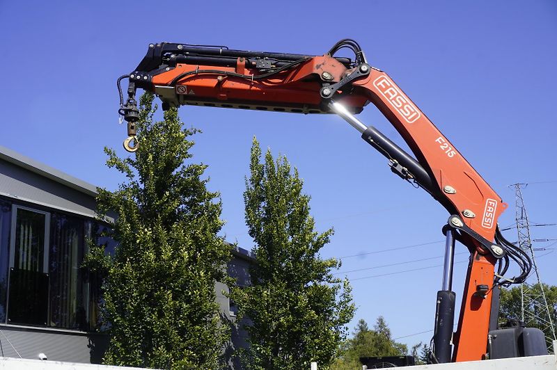 MAN TGS (2019) 26.420 6x4 / Fassi F215A.2.24  - fotka 11 z 23