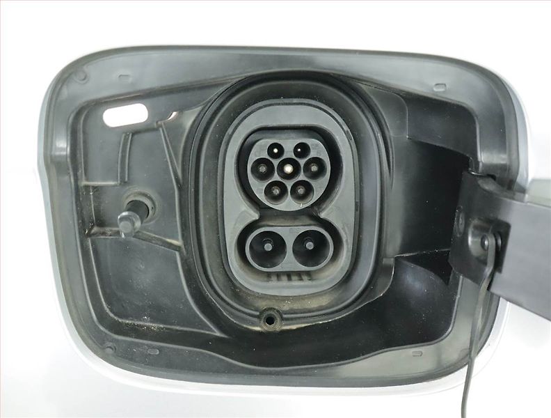 Škoda Enyaq (2023) iV 60 (62 kWh), SoH 93% - fotka 23 z 24