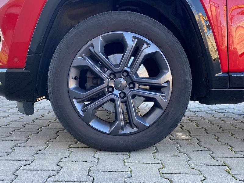 Jeep Compass (2022) 1,3,(110kW)  Aut. BA - fotka 13 z 36