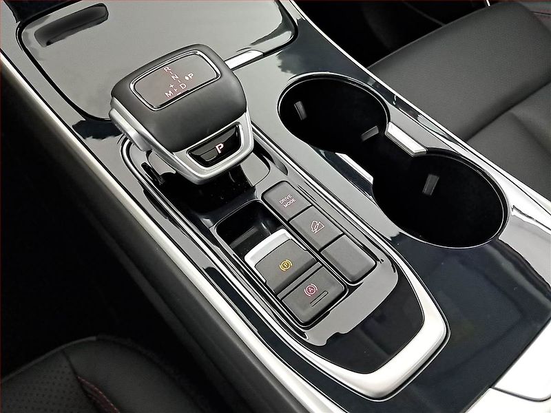 Dongfeng T5 EVO (2024) Deluxe 1.5 Turbo - fotka 13 z 21