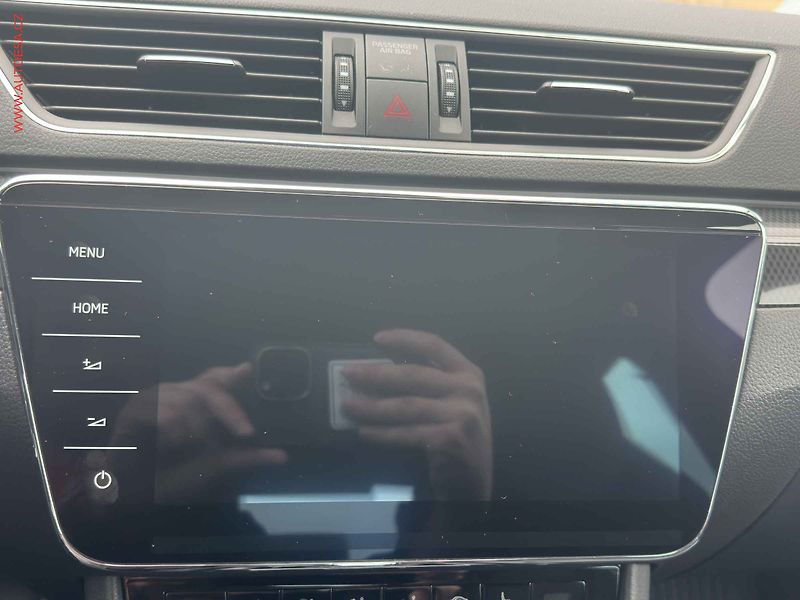 Škoda Superb (2017) 2.0TDi 4x4, ČR, DSG, bixen - fotka 14 z 23