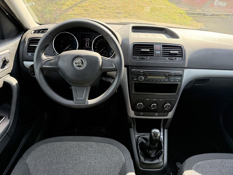 Škoda Yeti 1.2 TSI 77KW  - fotka 13 z 22