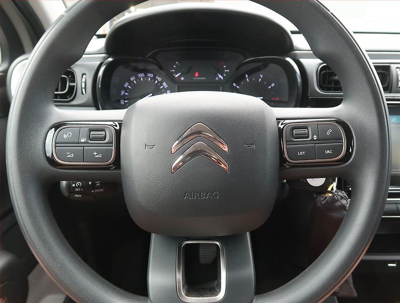 Citroën C3 (2022) Shine 1.2 PureTech, Serv.kniha - fotka 15 z 17