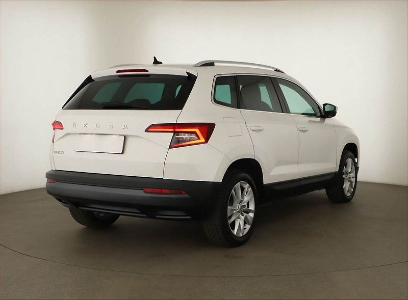 Škoda Karoq (2021) Style 2.0 TDI, ČR,1.maj, Navi - fotka 5 z 20