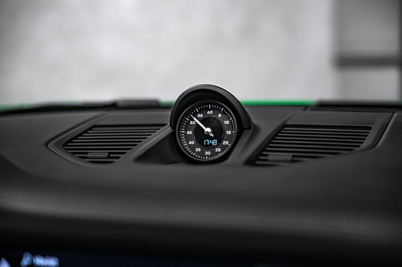 Porsche 911 T PDK Sport Chrono - fotka 20 z 23