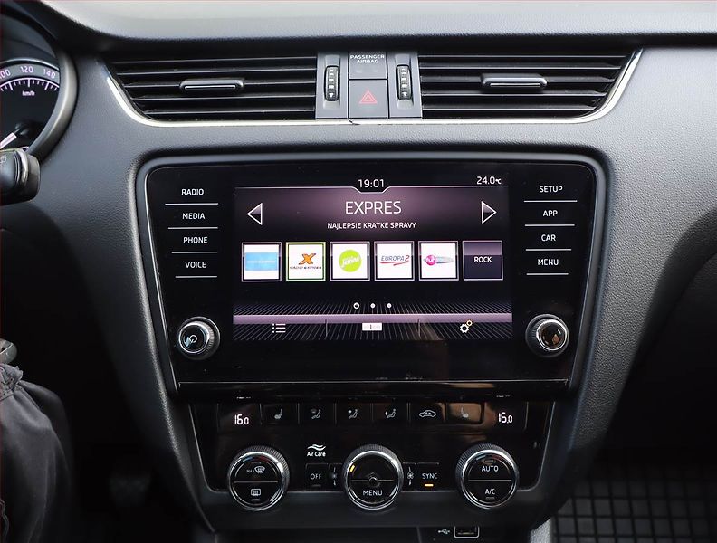 Škoda Octavia (2019) 1.0 TSI, Serv.kniha, Tempomat - fotka 12 z 17