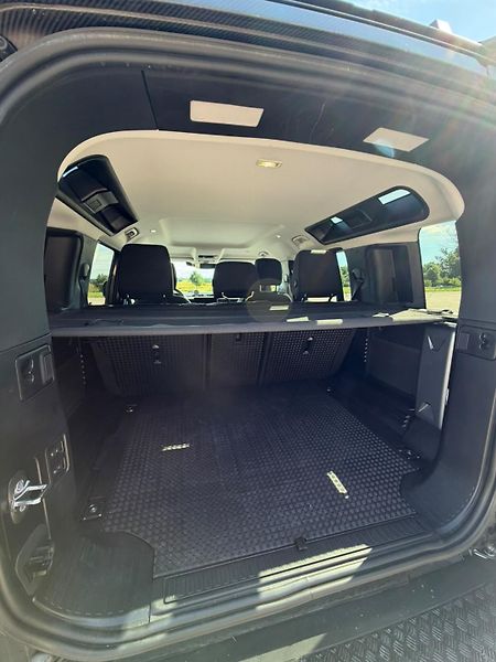 Land Rover Defender (2025) LAND ROVER DEFENDER – 3.0  - fotka 20 z 21