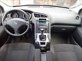 Peugeot 5008 1.6THP 115 kW - náhled 31