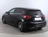 Mercedes-Benz Třídy A (2017) AMG line A 180, Kůže, Navi - náhled 3