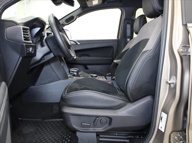 Volkswagen Amarok 3,0 TDi V6 Style 1.maj.ČR - fotka 6 z 24