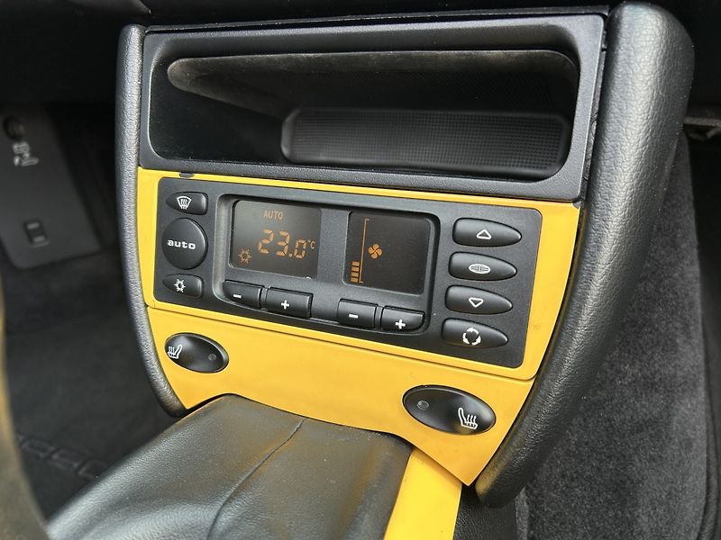 Porsche 911 996.2 CARRERA CABRIO SPEED YEL - fotka 25 z 31
