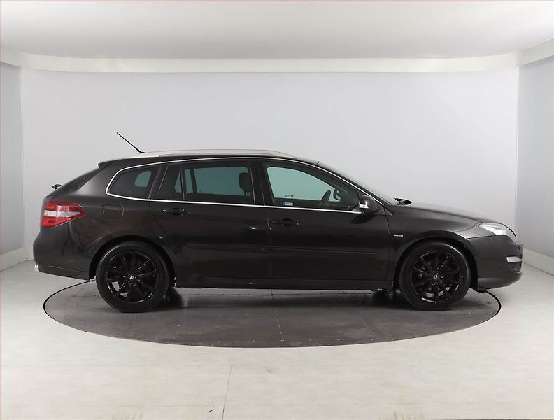 Renault Laguna (2011) 2.0 dCi, Serv.kniha, Navi - fotka 6 z 21