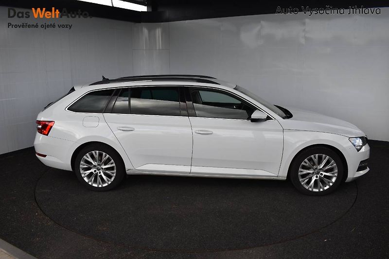 Škoda Superb (2022) 2.0TDI 110kW DSG,Tažné,100% Se - fotka 9 z 28