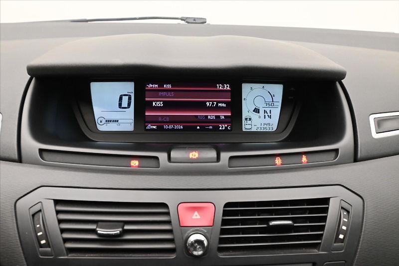 Citroën C4 Picasso 1,6 HDi 80 kW KLIMA Tažné - fotka 16 z 27