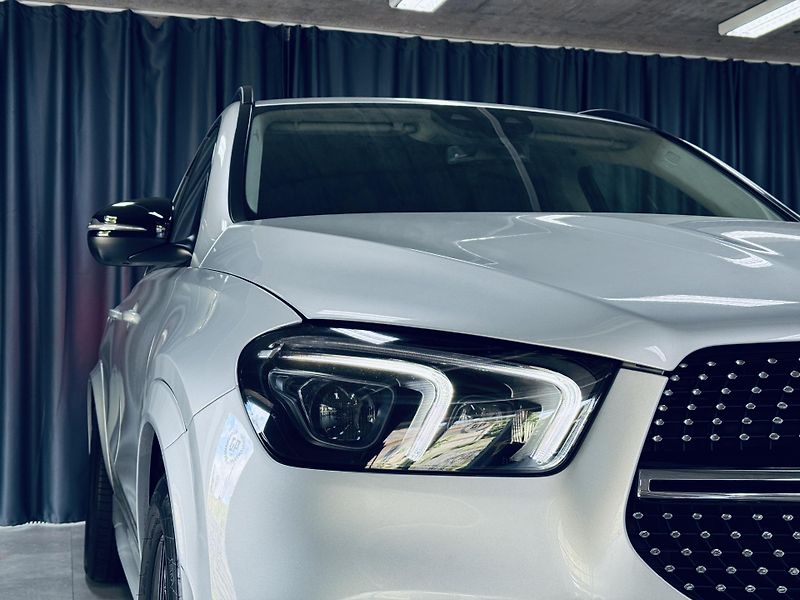 Mercedes-Benz GLE (2022) 350d*4M*AMG*VZDUCH*TAŽNÉ - fotka 4 z 35