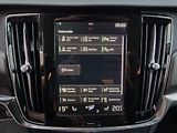 Volvo V90 D4 AWD Cross Country,ČR,1.Maj - náhled 26