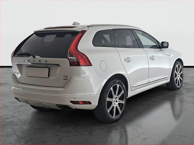 Volvo XC60 (2014) Summum T6, 4X4, Automat - fotka 5 z 19