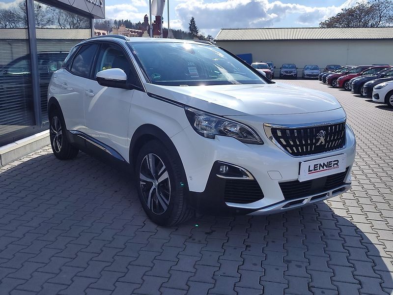Peugeot 3008 1.5 BlueHDi/96kW Allure S&S AT - fotka 3 z 36