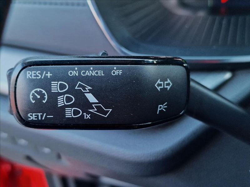 Škoda Octavia 2.0TDI DSG Ambition,ČR,1.Maj. - fotka 23 z 50