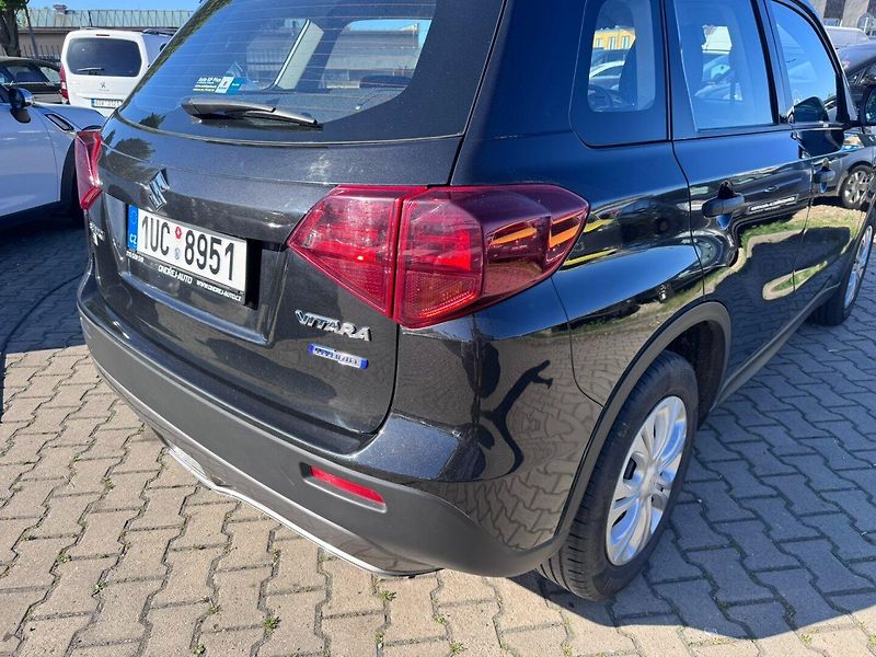 Suzuki Vitara (2021) 1,4i 95 KW HYBRID TAŽNÉ 1. MAJ - fotka 12 z 45
