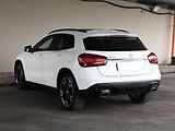 Mercedes-Benz GLA (2018) AMG line 220 4MATIC, 4X4 - náhled 3