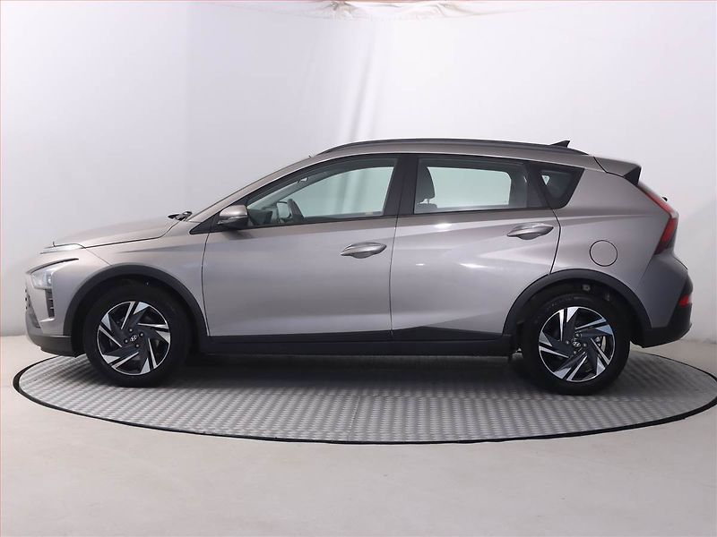 Hyundai Bayon (2021) 1.0 T-GDI, Serv.kniha - fotka 3 z 21