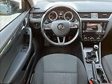 Škoda Octavia 1,6 TDi Style - náhled 10