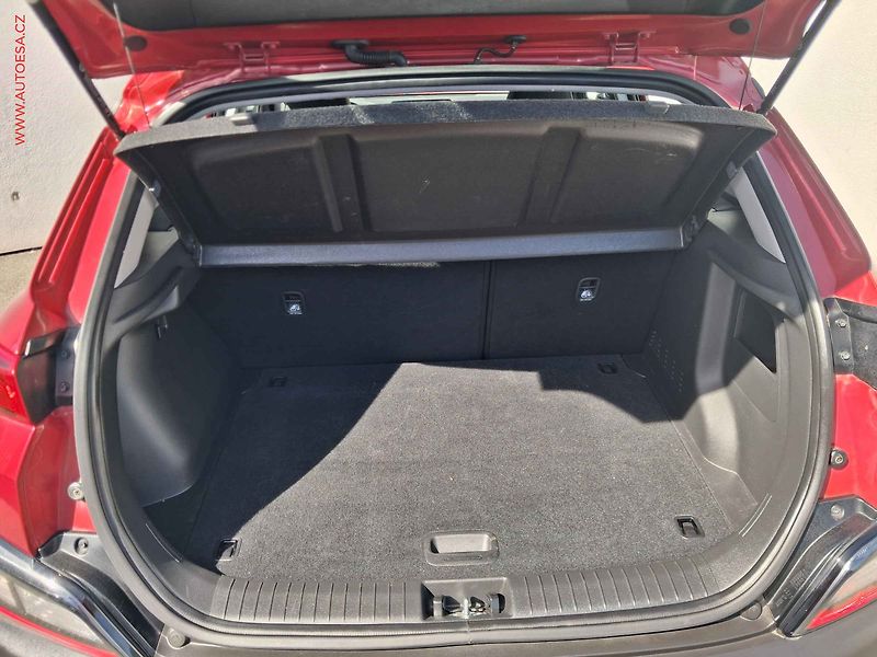 Hyundai Kona (2023) 1.0 T-GDi, 1.maj,ČR, Comfort - fotka 7 z 18