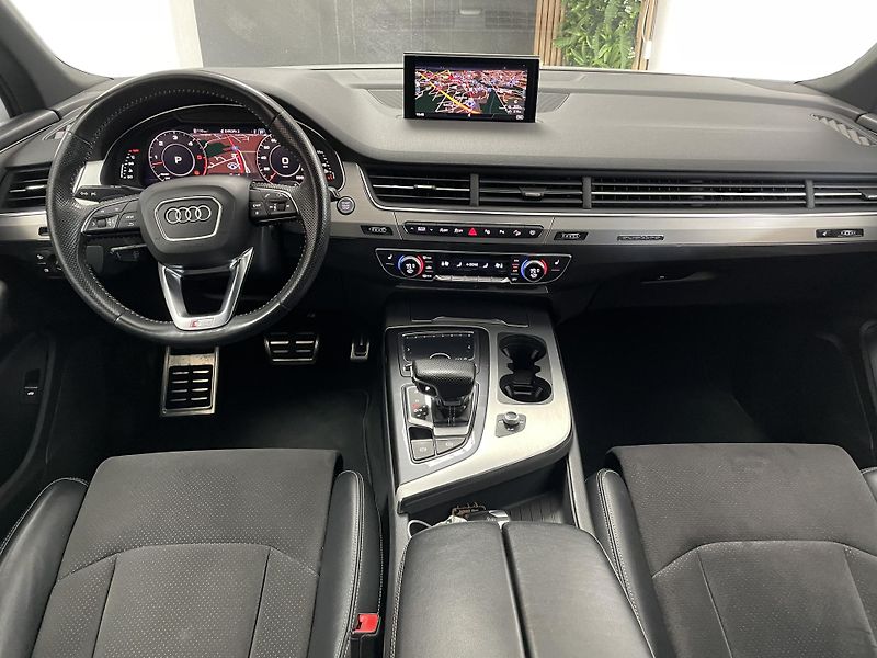 Audi Q7 45 TDi ČR 1.MAJ.SERVIS 4x4 DPH - fotka 20 z 30