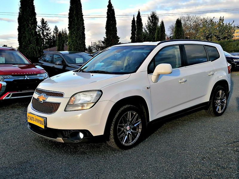 Chevrolet Orlando (2011) 2.0CDTi 120kW Šíbr,Kůže,7-míst - fotka 2 z 27