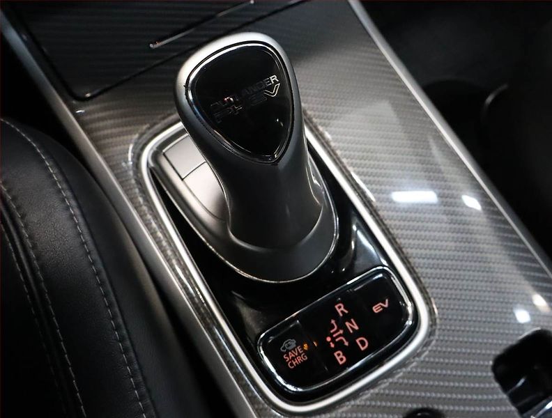 Mitsubishi Outlander (2019) 2.4 PHEV - fotka 13 z 22