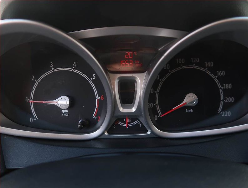 Ford Fiesta (2011) 1.4, LPG, po STK, udržované - fotka 11 z 17