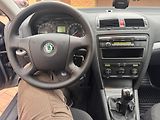 Škoda Octavia 1.9TDI 77Kw Ambition - náhled 8