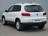 Volkswagen Tiguan (2014) 2.0TDi 4x4, DSG, TZ, AC - náhled 6