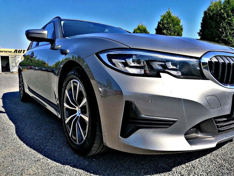 BMW Řada 3 (2022) 2.0 318D A/T Kůže - fotka 32 z 34
